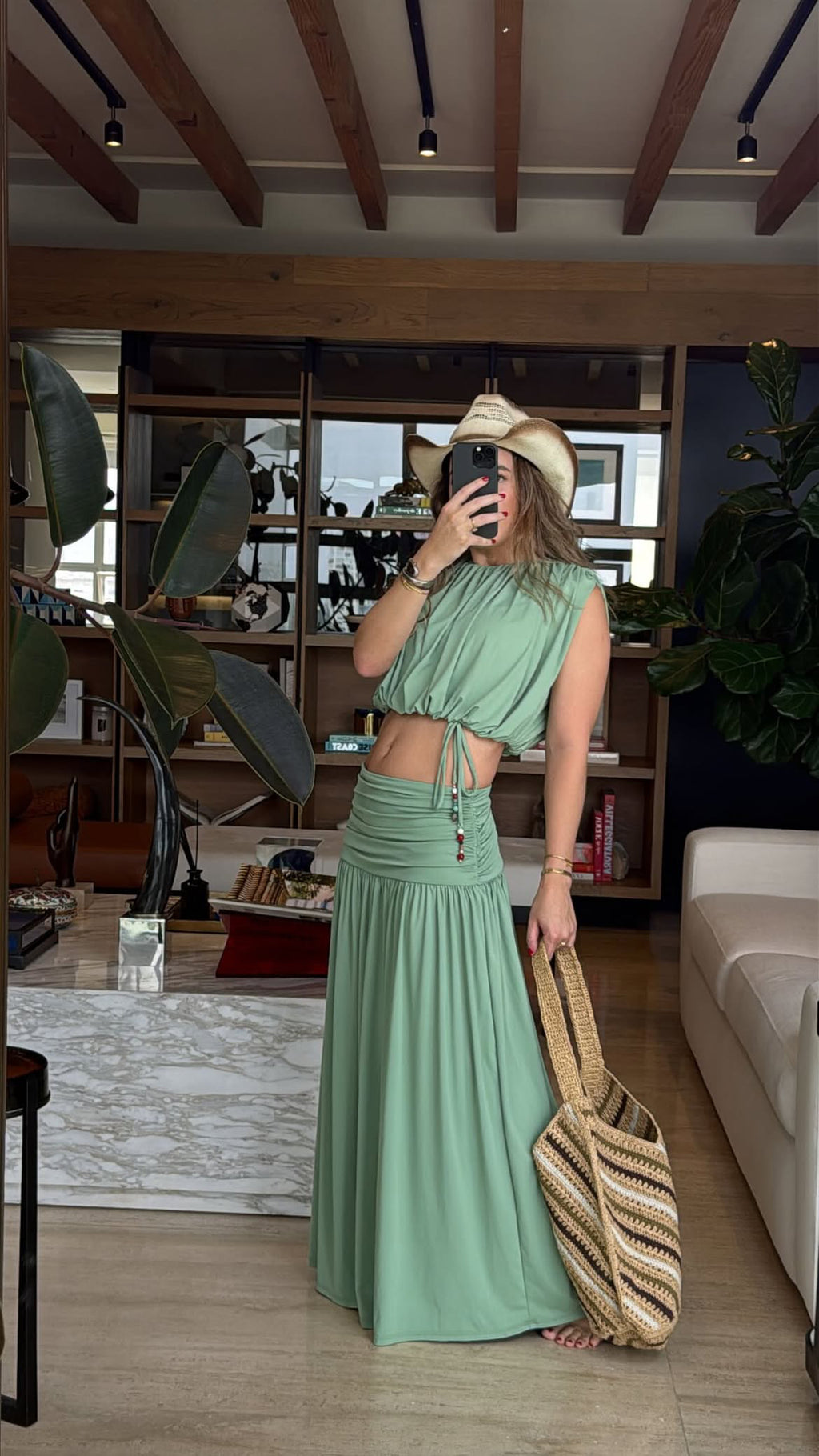 Conjunto Carola